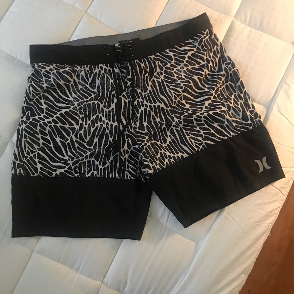 Men’s Hurley bathing suit